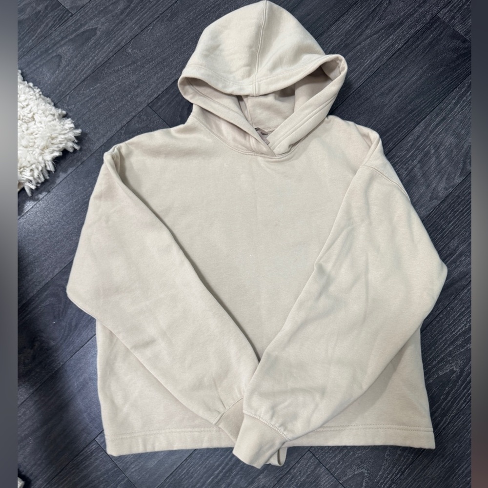 Beige Sweatshirt sz XS from H&M
